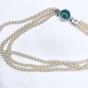 ✨ Vintage 1950s Triple-Strand Pearl Necklace w/ Green Stone Clasp (USA)